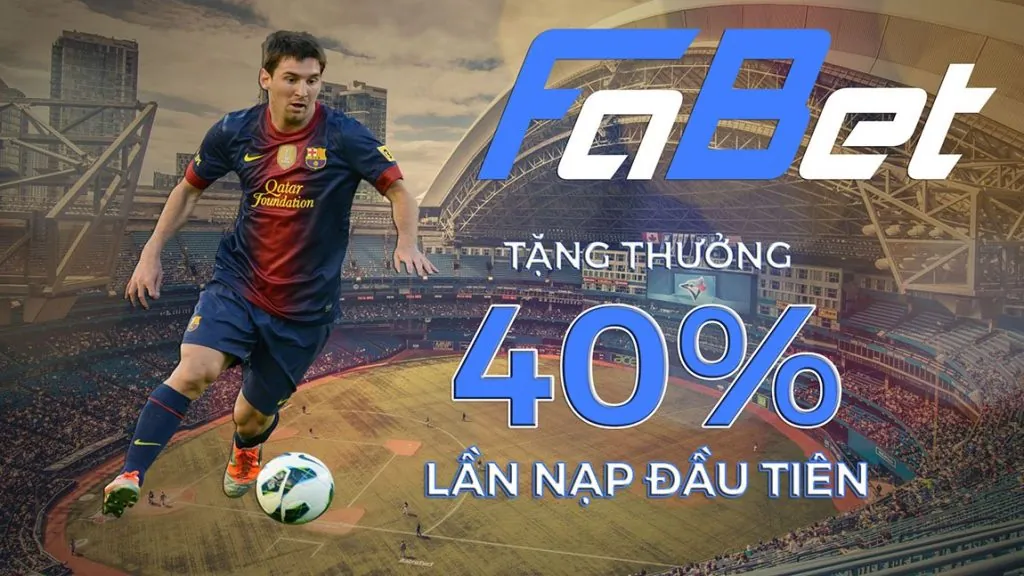 Gà chọi trong lồng sắt